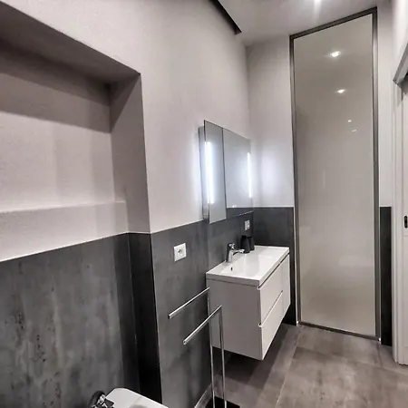 Corso Porta Nuova Apartment